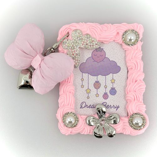 Decoden Photocard Toploader Keychain — Pink, view 1 of 4