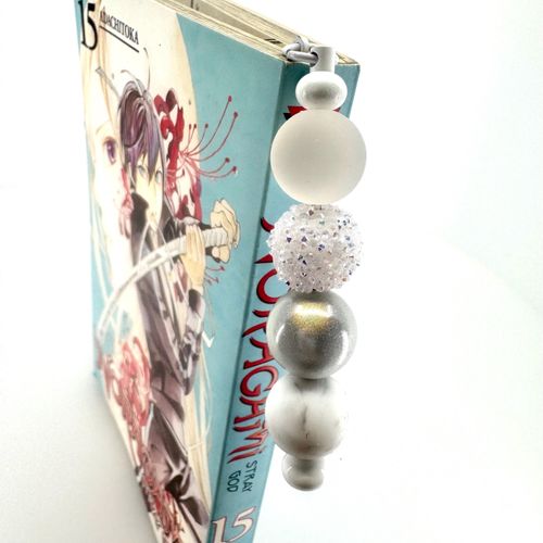 Beaded Bookmark — White Feather Marble & Silver